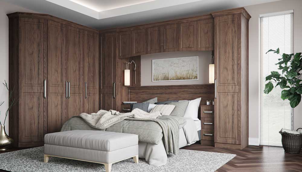 The main benefits for fitted wardrobes compared to free standing units